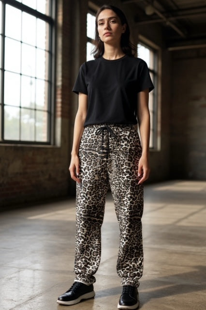 leopard magic pants with extra stretch