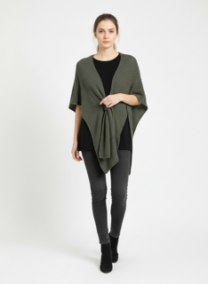 kaki knit cape with star