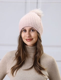 women's toque with pom pom