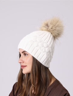 women's toque with pom pom