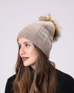 women's toque with pom pom