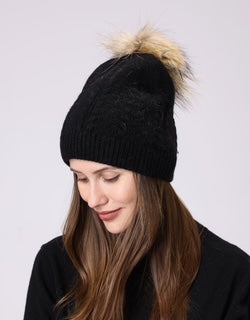 women's toque with pom pom